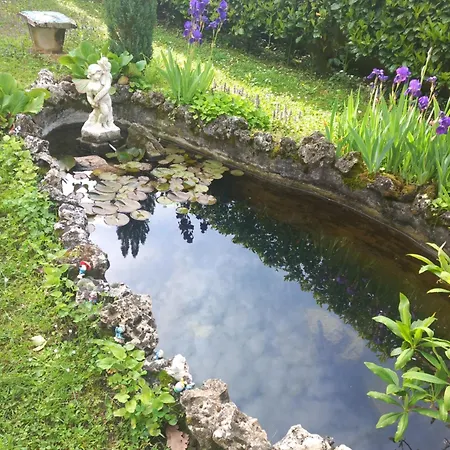 Il Laghetto Bed & Breakfast