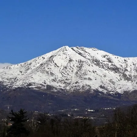 Il Laghetto Bed & Breakfast *